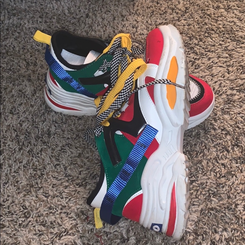 Shoes - Picture 2 of 4